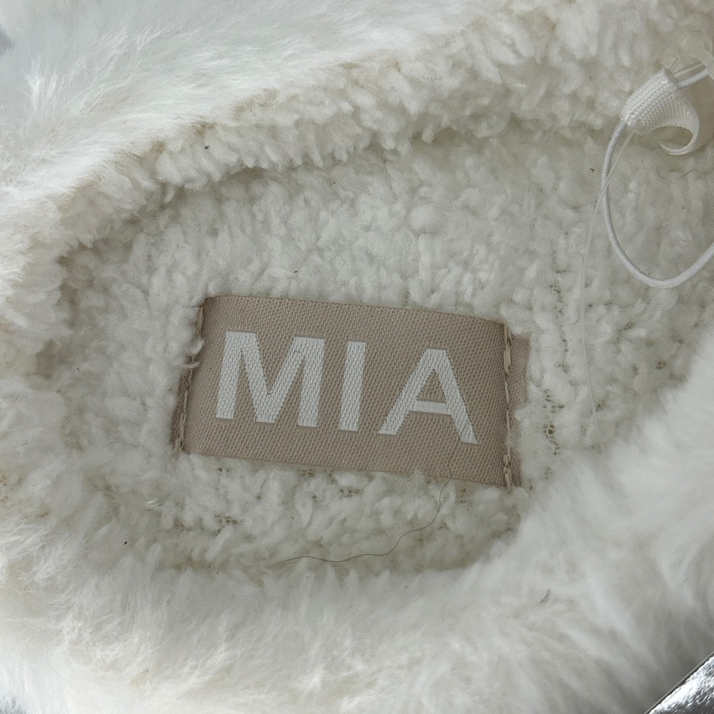 Mia Cozi Multi-Bow Slipper Cream/Black Women Size 7 Faux Fur Lounge Cozy Warm - Picture 8 of 12